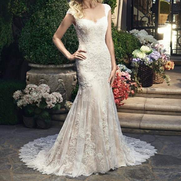 Elegant Lace Wedding Dress Casablanca By Cassa Size 8 - Picture 2 of 3